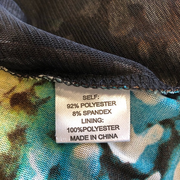 Juliette Gathered V Neck Blouse w/ Tie Waist - Picture 6 of 7